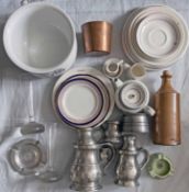 Large quantity (30 items) of GWR and GWR Hotels TABLEWARE etc including china plates & saucer (