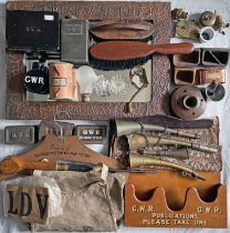 Large quantity (35+ items) of misc GWR hardware including wooden publications rack, several horns,