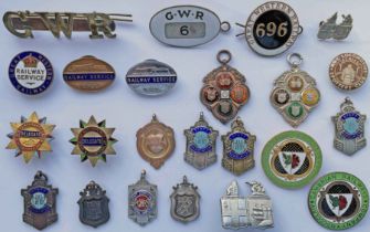 Large quantity (23) of mainly GWR RAILWAY BADGES including WW1 & WW2 Railway Service, numbered