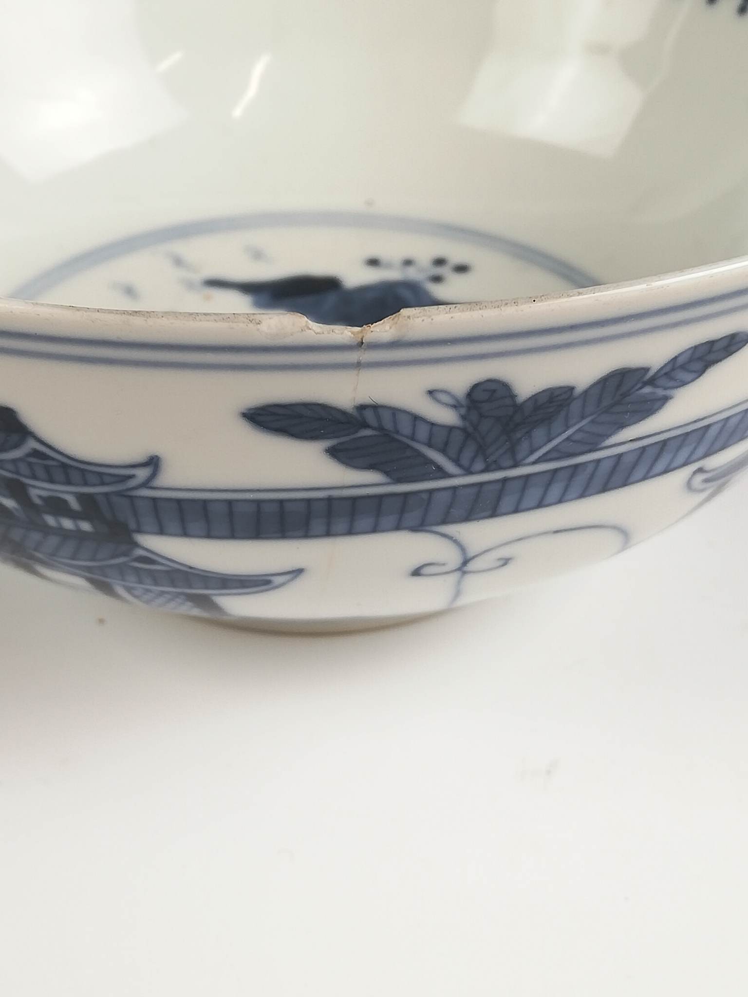 A selection of Chinese porcelain, 19th century and later, to include three famille rose decorated - Image 8 of 13