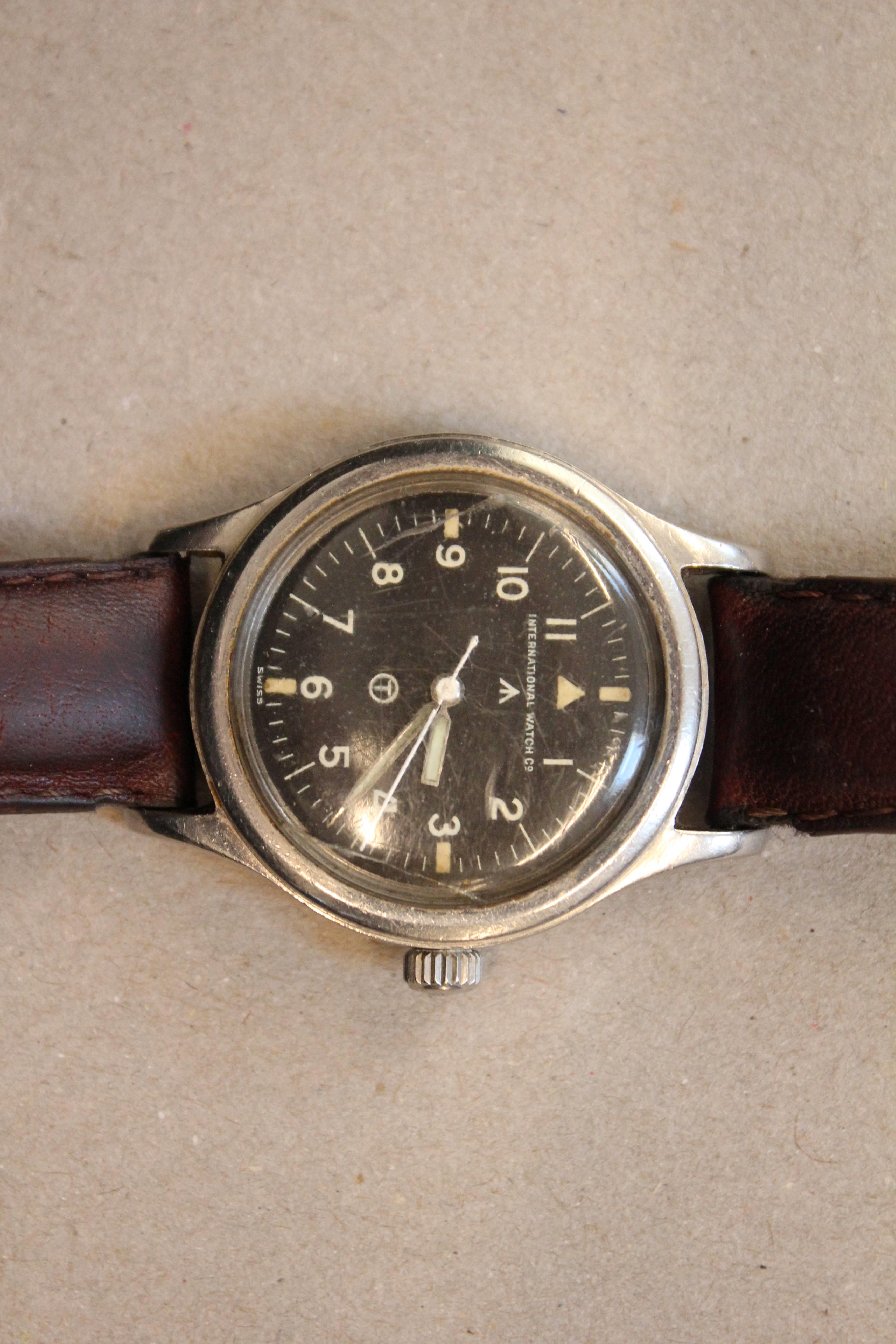 An International Watch Company (IWC) Military issue RAF Mark XI wristwatch, ref 6B/346, case - Image 8 of 11