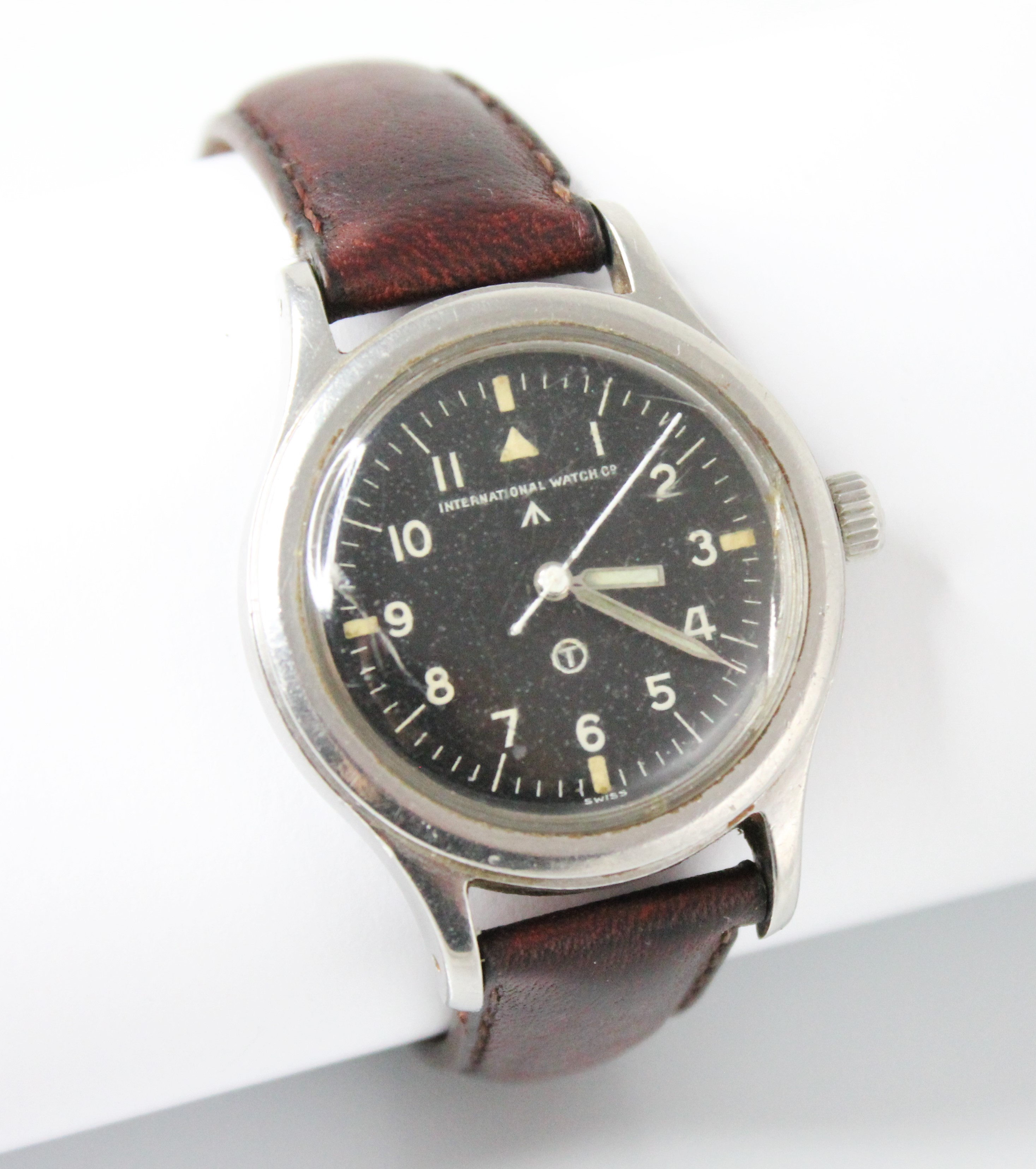 An International Watch Company (IWC) Military issue RAF Mark XI wristwatch, ref 6B/346, case