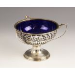 A George V silver trophy cup, S Blanckensee & Son Ltd, Birmingham 1911, the circular bowl with