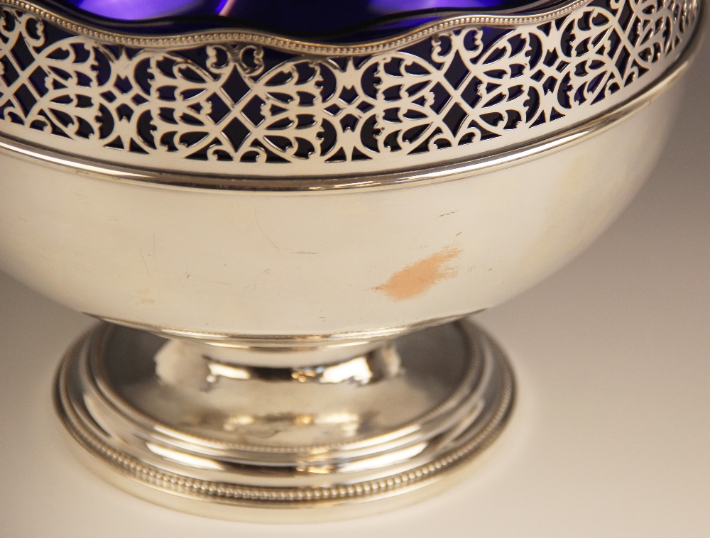 A silver plated fruit bowl, of circular form with pierced scrolling border and waved beaded rim, - Image 2 of 2