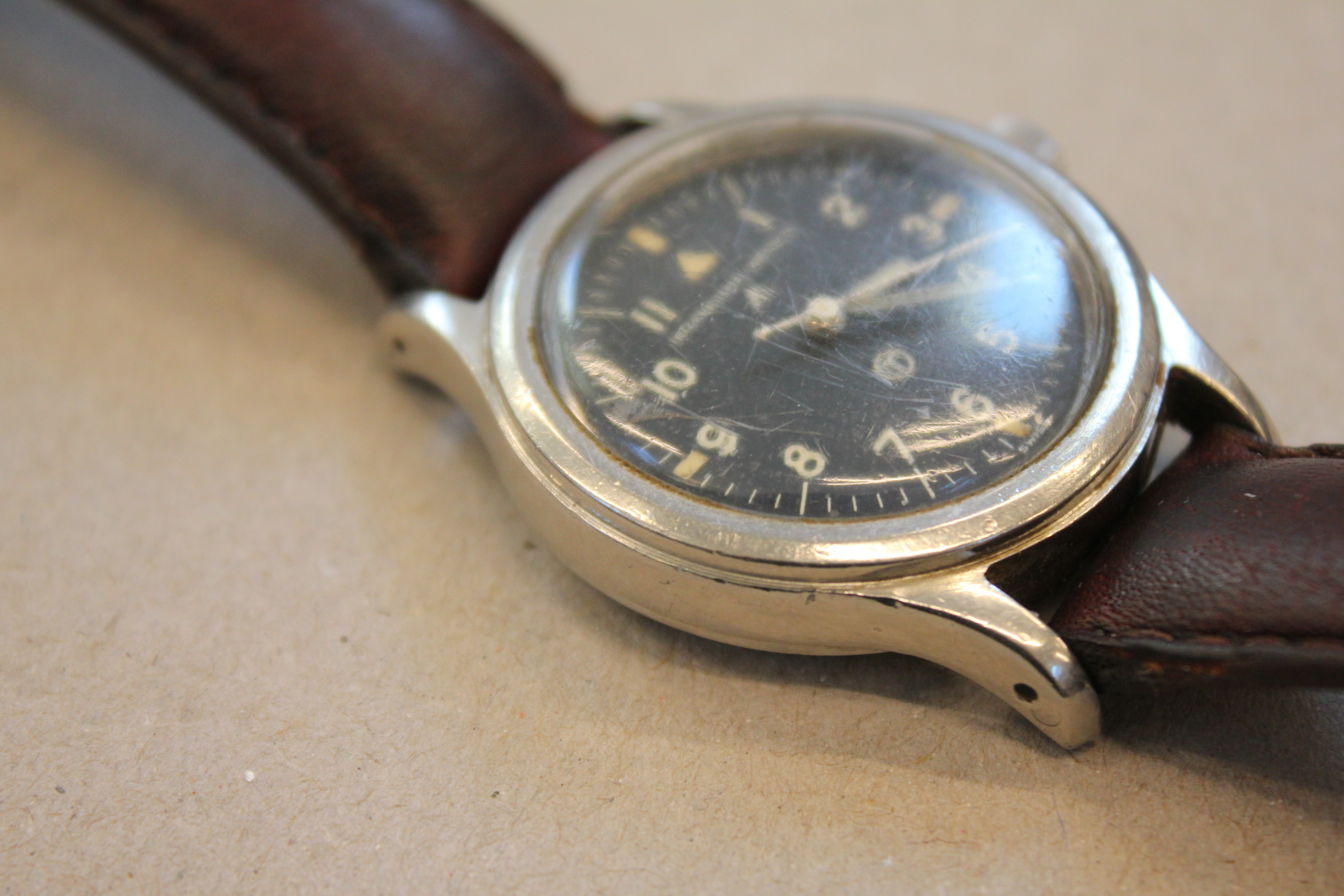 An International Watch Company (IWC) Military issue RAF Mark XI wristwatch, ref 6B/346, case - Image 3 of 11