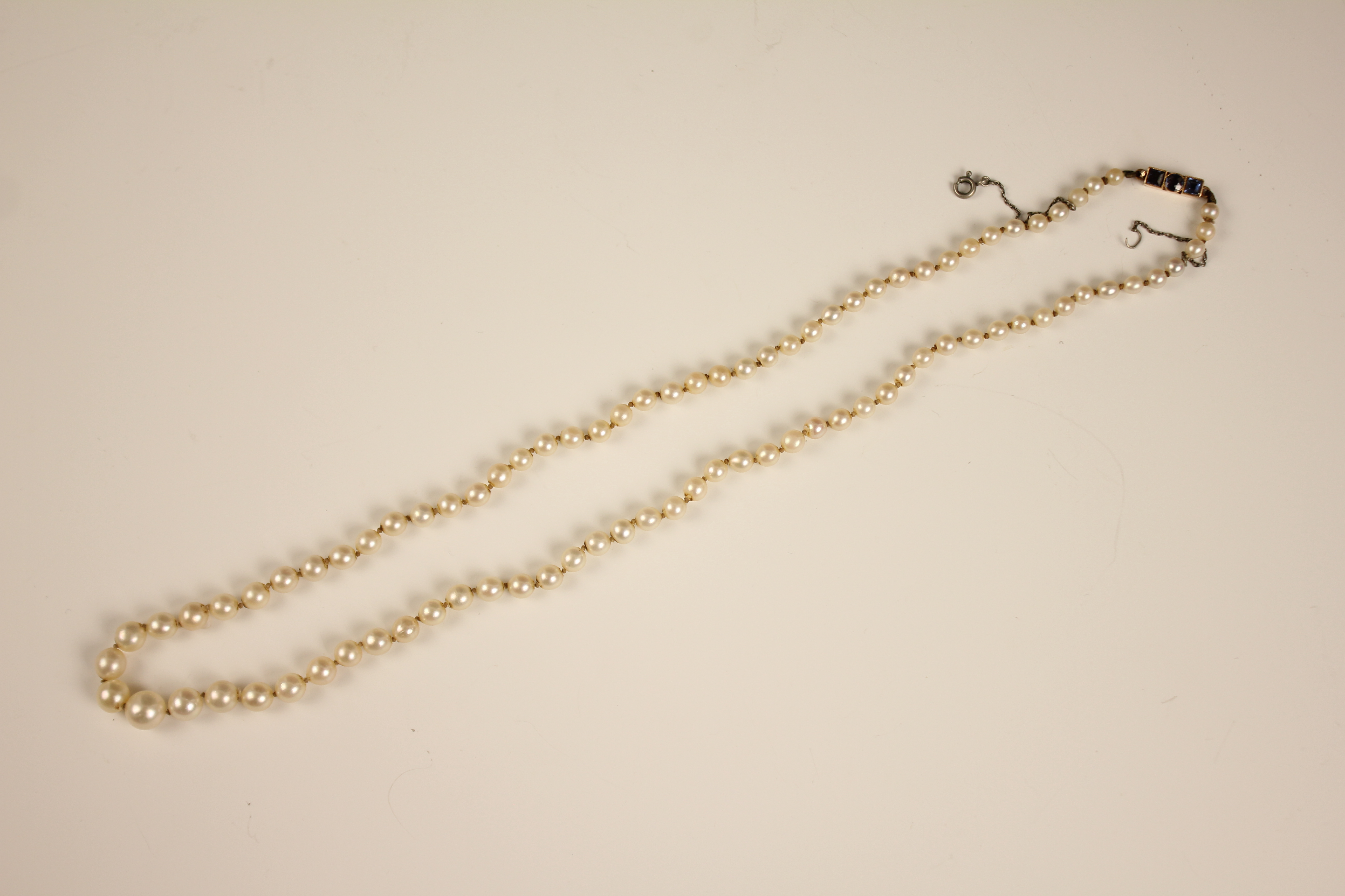 An early 20th century cultured pearl necklace, designed as a single row of round cultured pearls, - Image 5 of 12