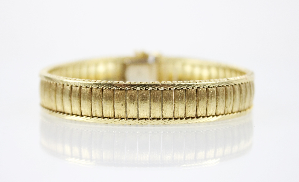 An 18ct gold continental bracelet, the rectangular link bracelet with textured finish, herringbone - Image 2 of 3