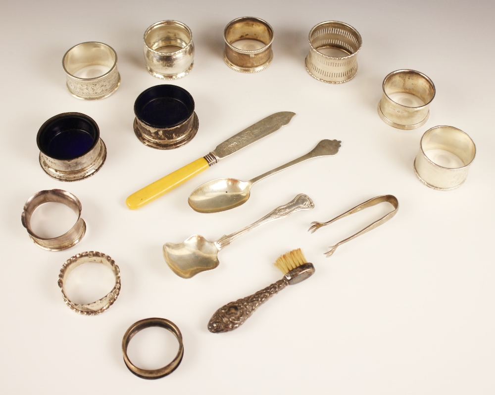 A selection of silver tableware, to include a Victorian silver King's Pattern sugar scoop, 13.1cm