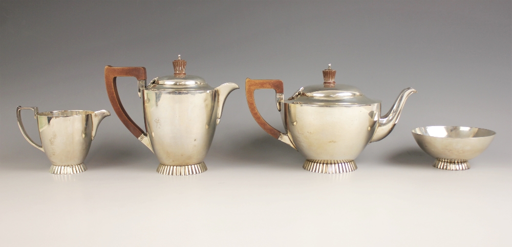 A George VI silver tea service, Wakely & Wheeler, London 1941, comprising a teapot, hot water jug, - Image 3 of 4