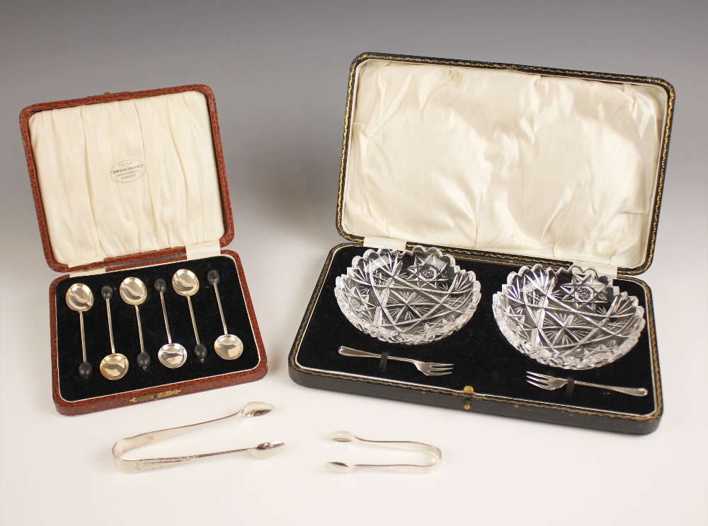 A selection of silver and silver plated tableware, to include an Arts & Crafts EPNS tea service by - Image 3 of 3