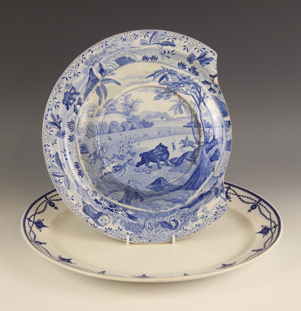 A collection of blue and white transfer printed wares, 19th century and later, to include a - Image 6 of 7