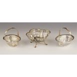 An Edwardian silver bonbon dish, 'RR' Birmingham 1908, of quatrefoil design with pierced decoration,