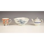 A Worcester porcelain Queen Charlotte pattern mug circa 1775, of tapering cylindrical form and