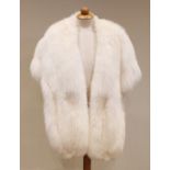A ladies Arctic Fox formal stole, late 20th century, shoulder drop 77cm