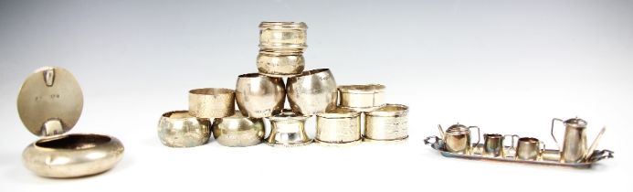 A selection of silver items, including an Edwardian silver compression hinge box, Hilliard &