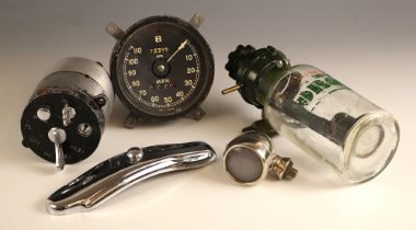 A Smiths Motor Accessories Ltd Two-2-Jewels Adjustable speedometer, the dial with Bentley logo, 12.