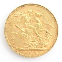 A George V full sovereign, dated 1912, 8gms