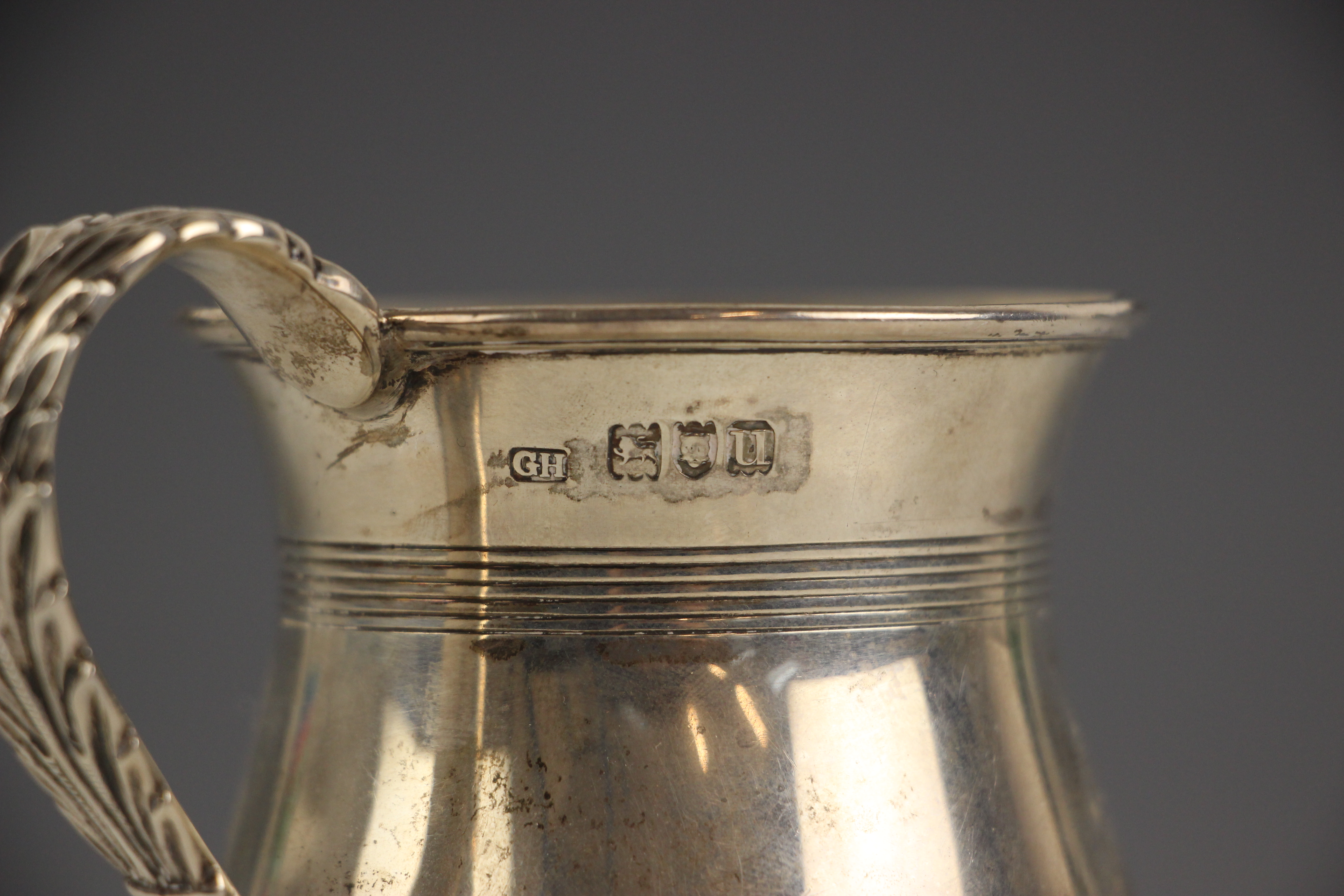 A George V silver christening mug, Harrison Brothers & Howson, London 1915 - Image 2 of 2