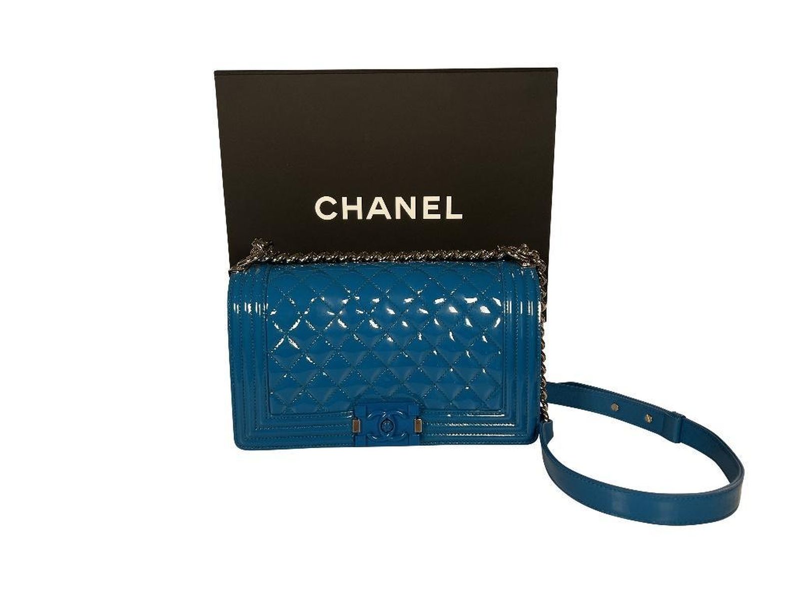 Chanel Blue Quilted Patent Leather Medium Boy Bag - Image 2 of 8