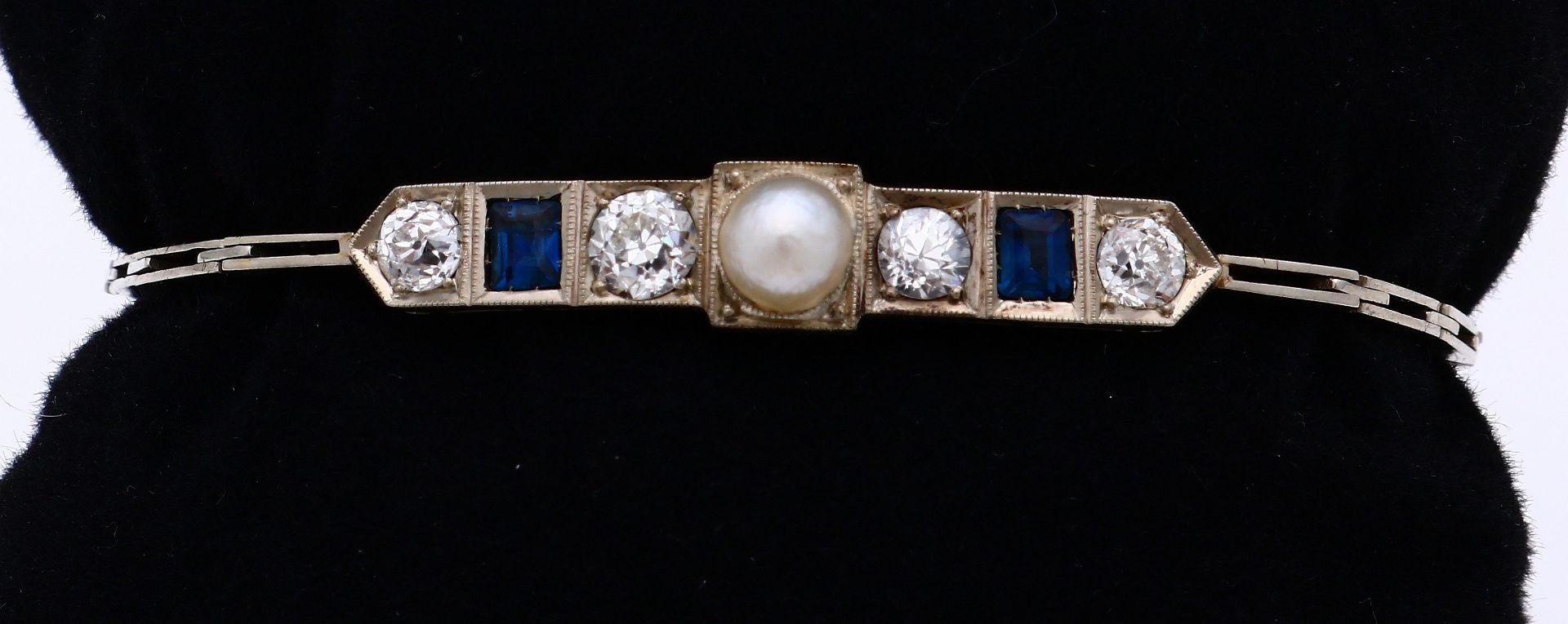 White gold sapphire, pearl & diamond bracelet