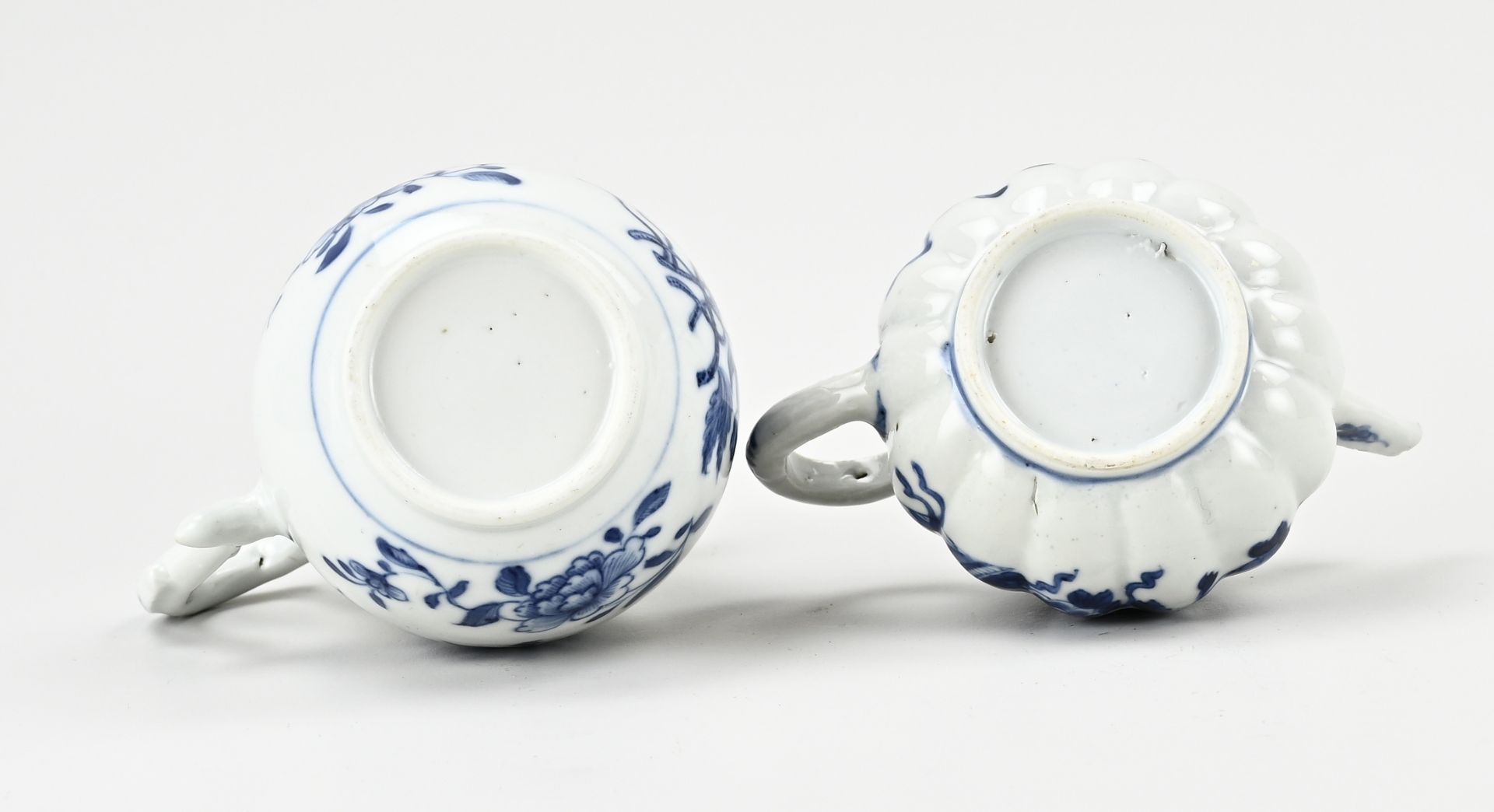 2x Chinese jug, 18th century - Image 3 of 3