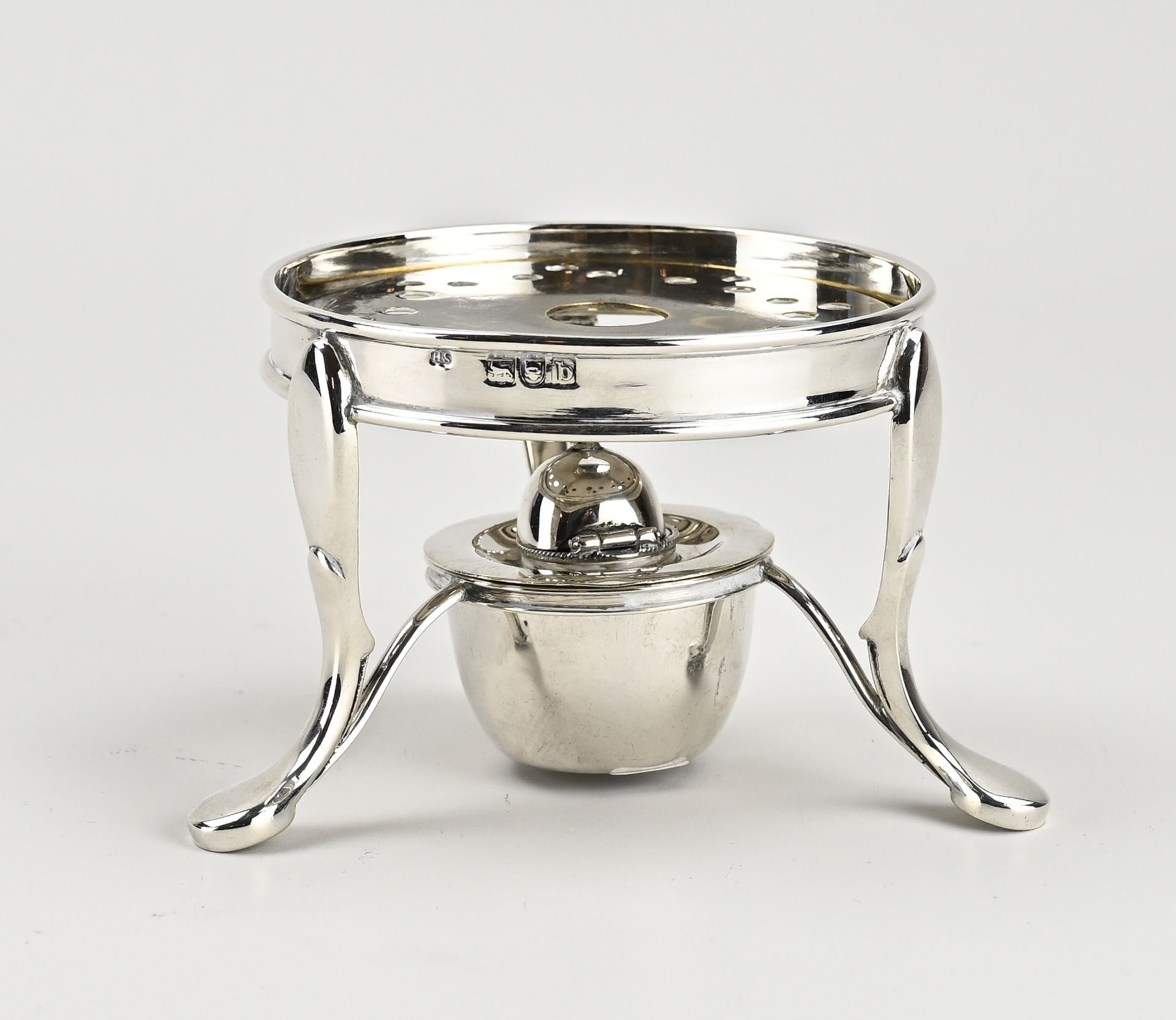 Silver stove with burner