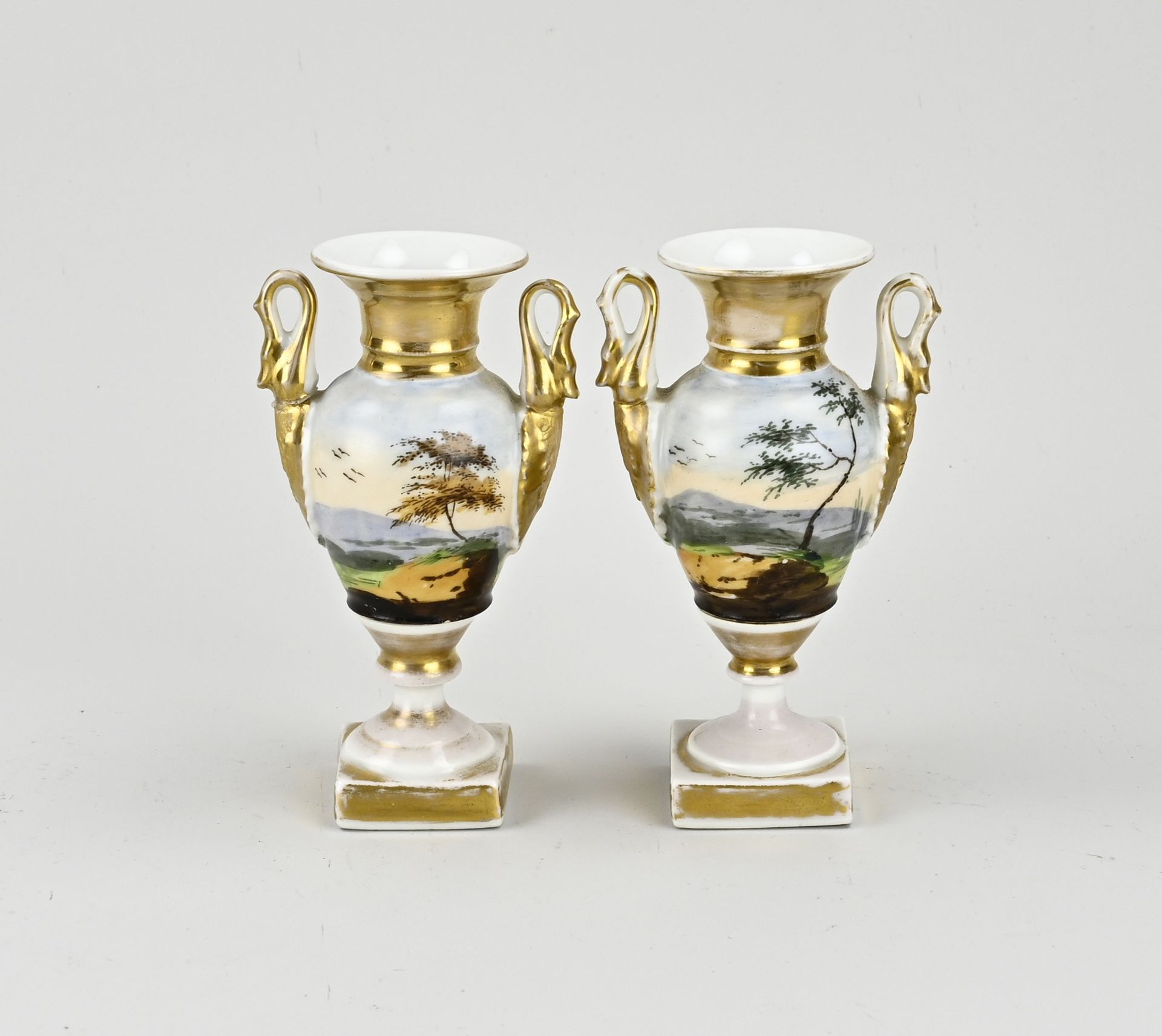 Two French Empire vases, H 15 cm. - Bild 2 aus 3