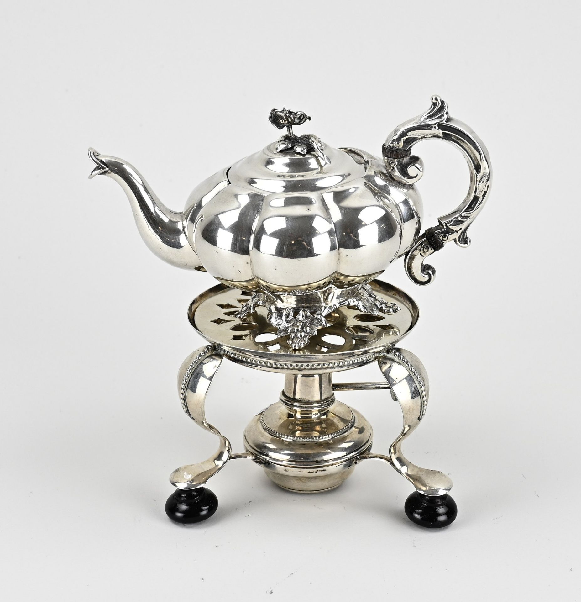 Silver teapot & stove