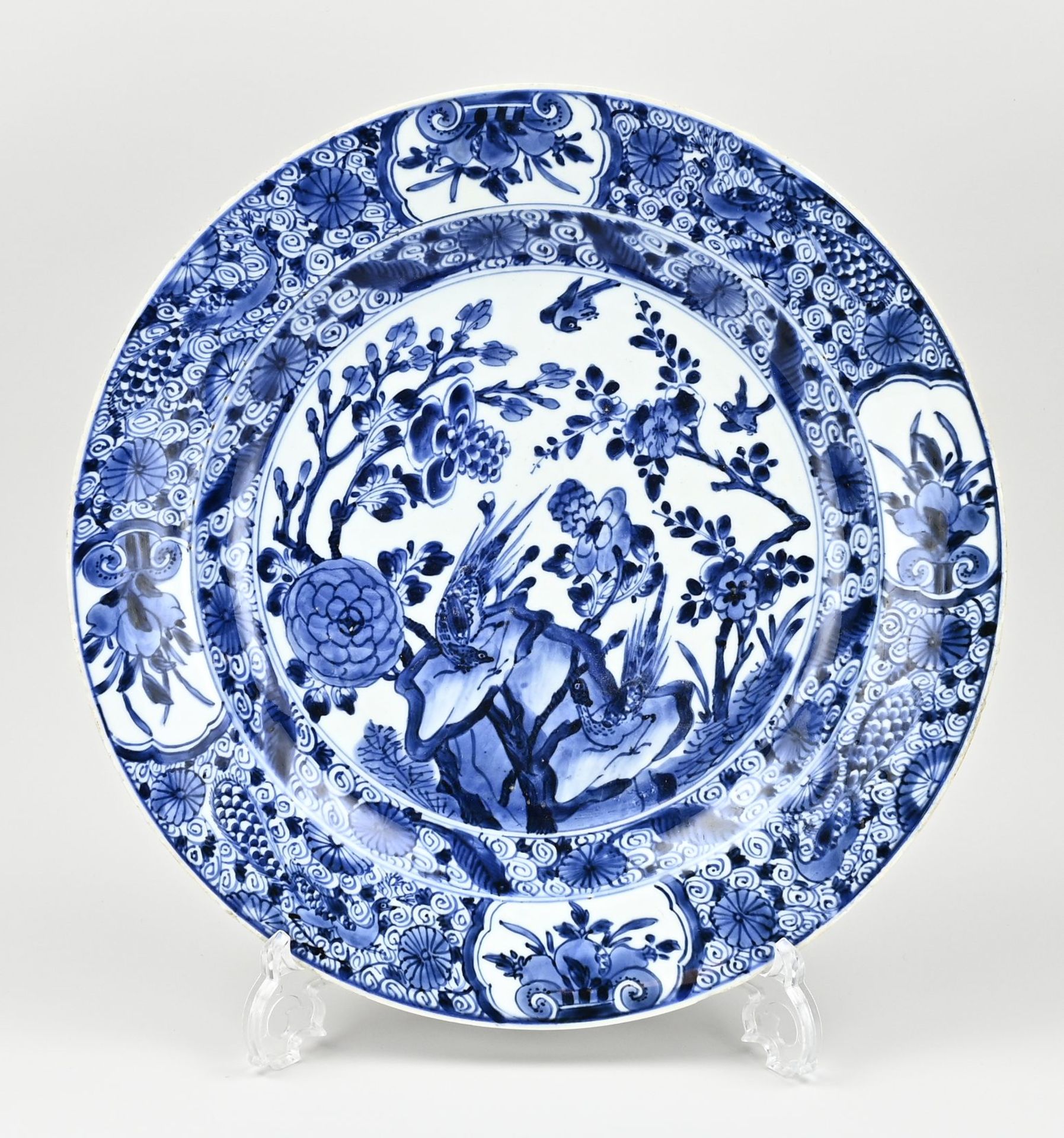 Large Chinese dish Ø 36.5 cm.