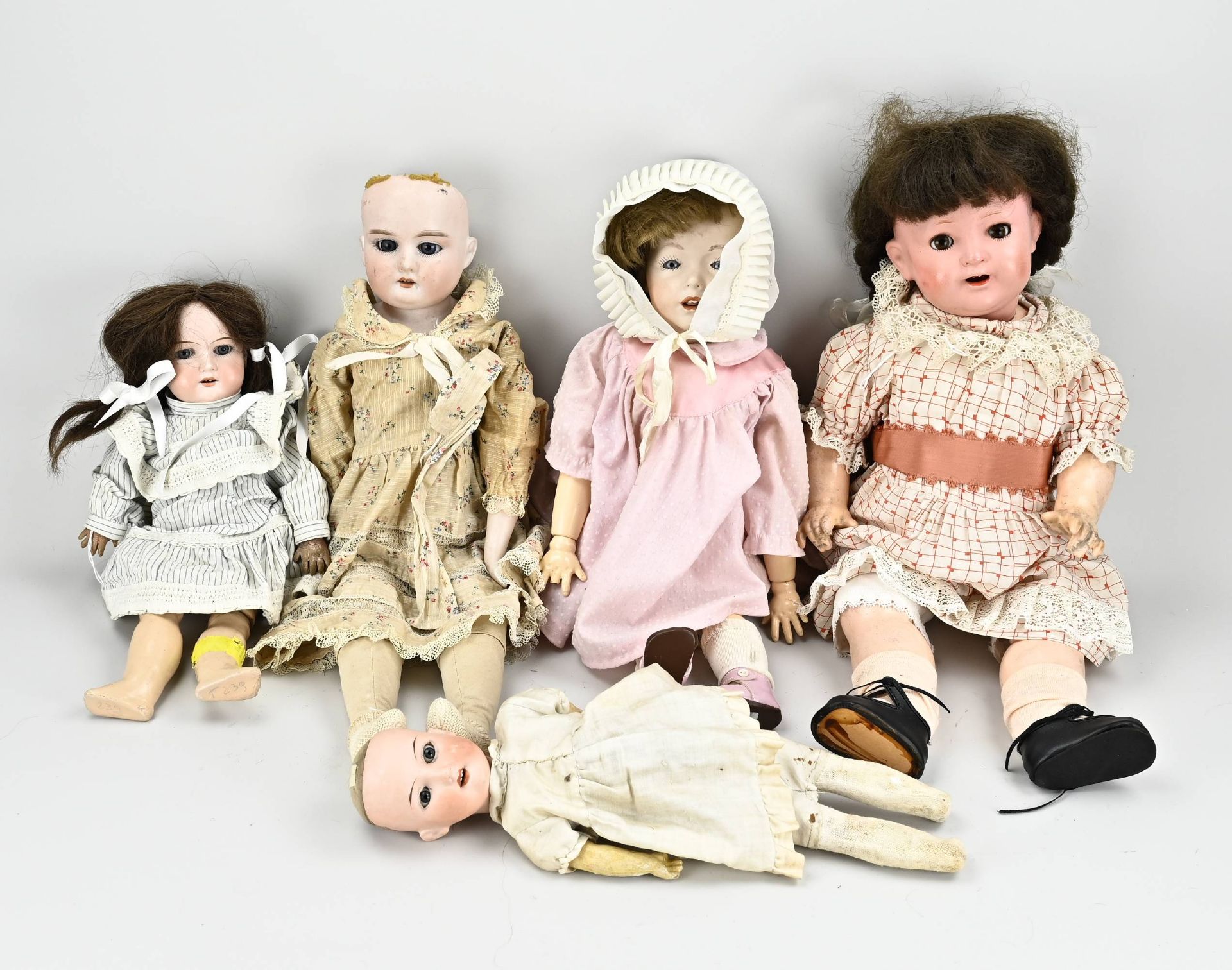 Lot of antique German dolls (5x)