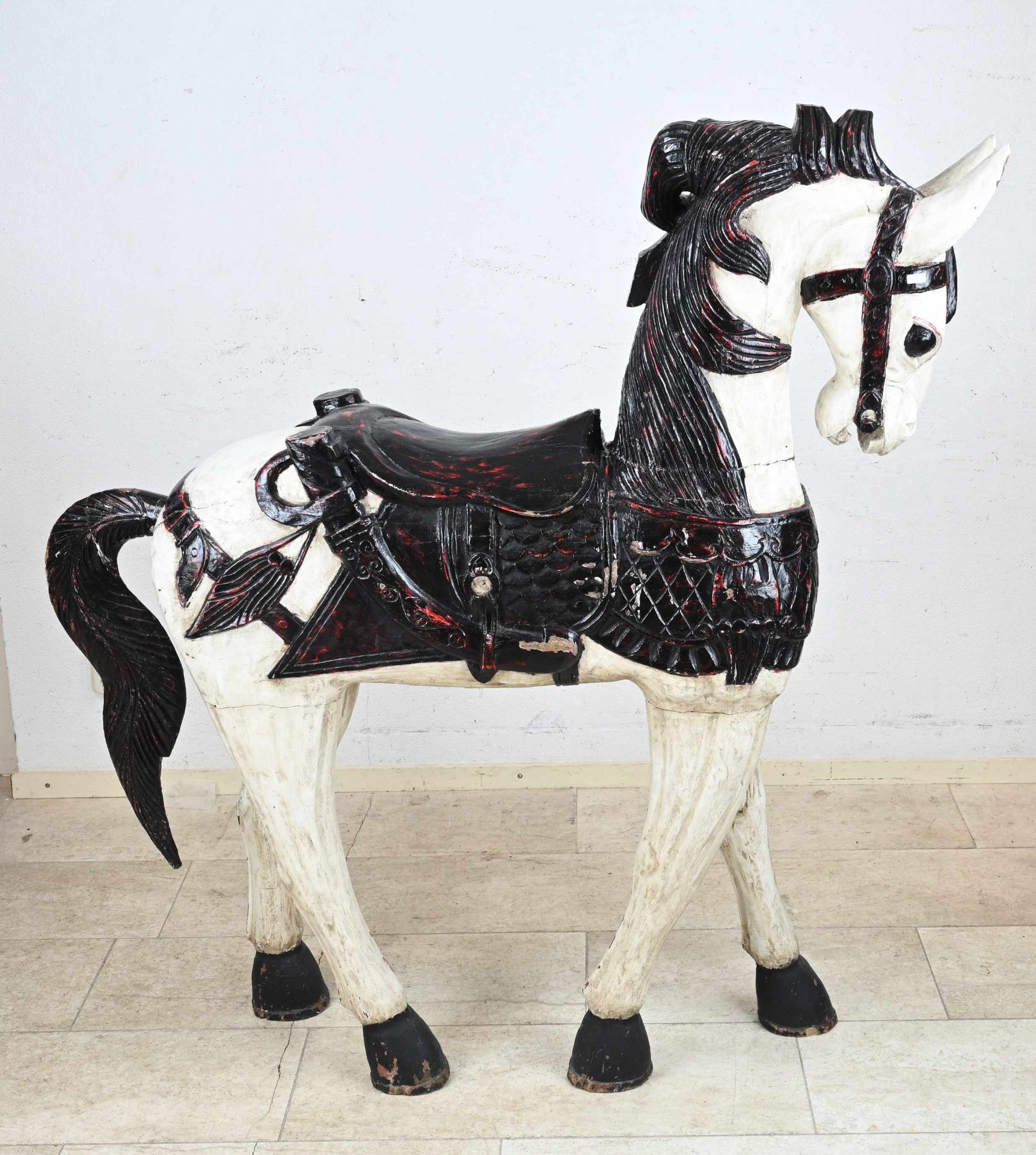 Very large wooden horse - Image 2 of 2