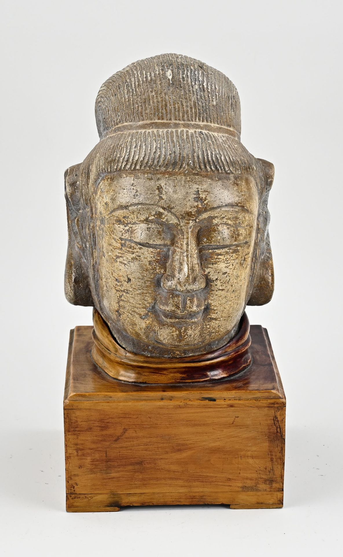 Buddha head