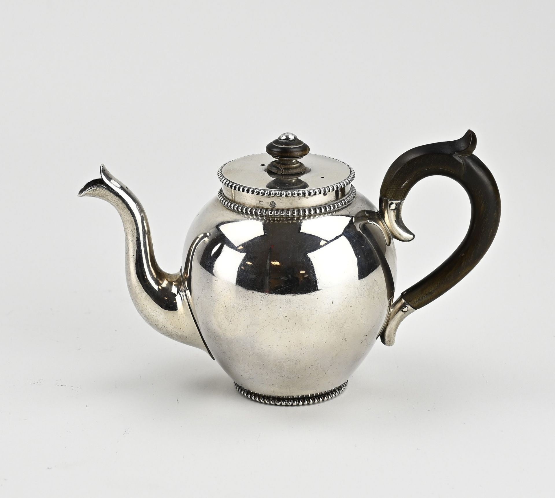 Silver jug, Bonebakker