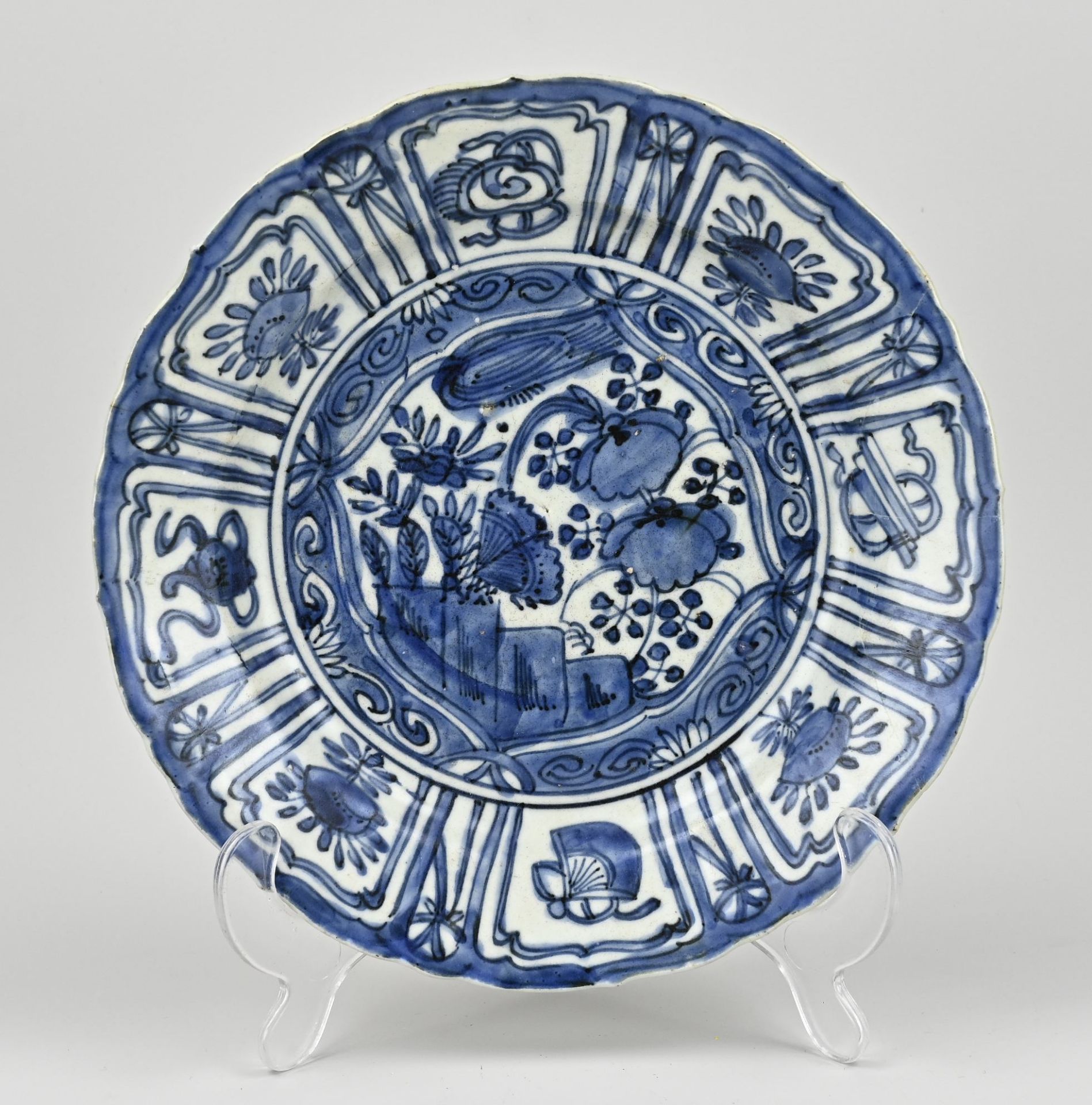 16th - 17th Century Wanli plate Ø 21.5 cm.