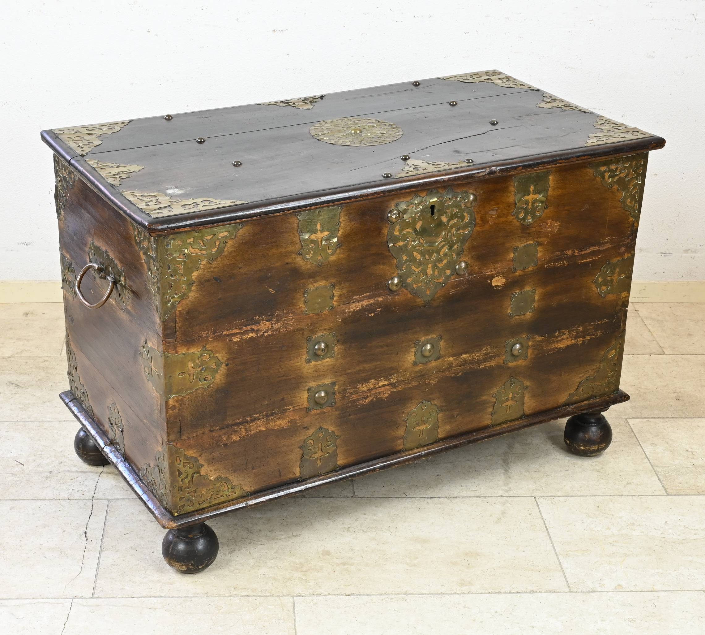 Colonial teak ship's chest