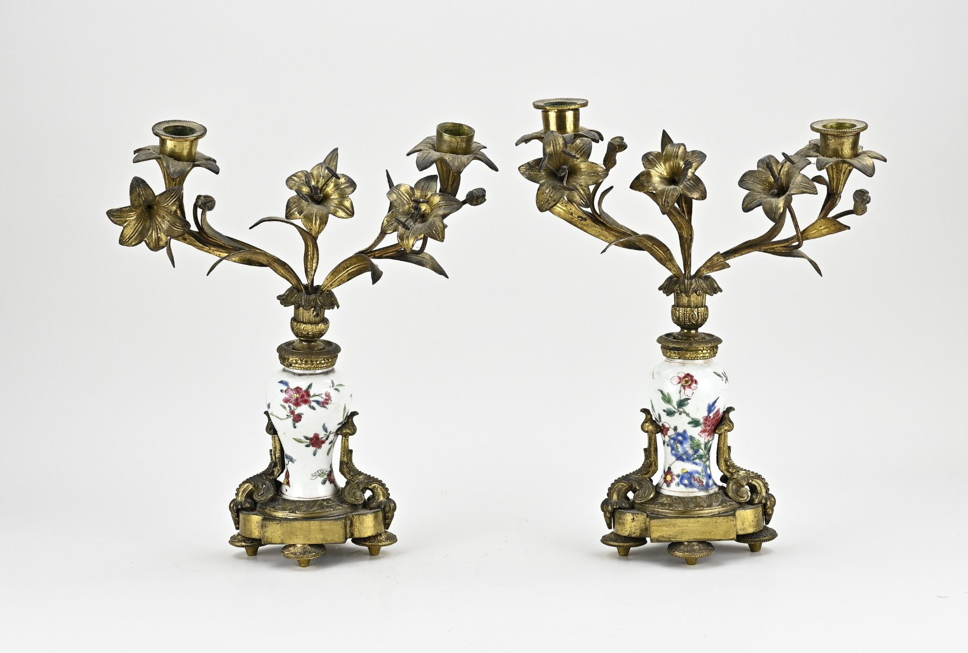 2x Candlestick with Chinese porcelain