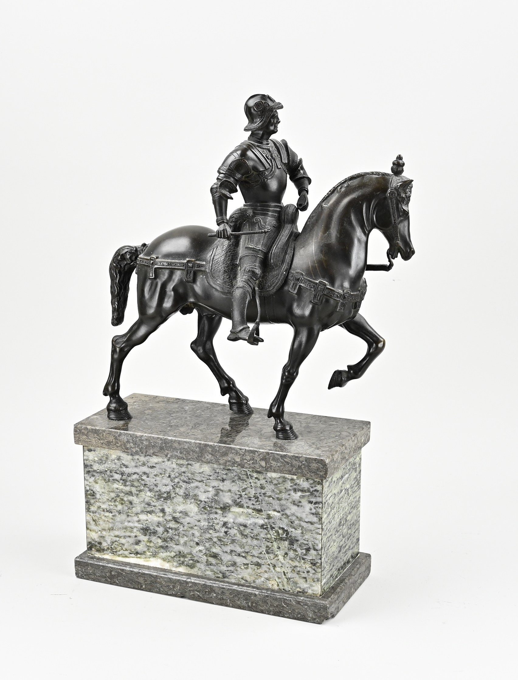 Bronze sculpture, Knight on horse - Bild 2 aus 2