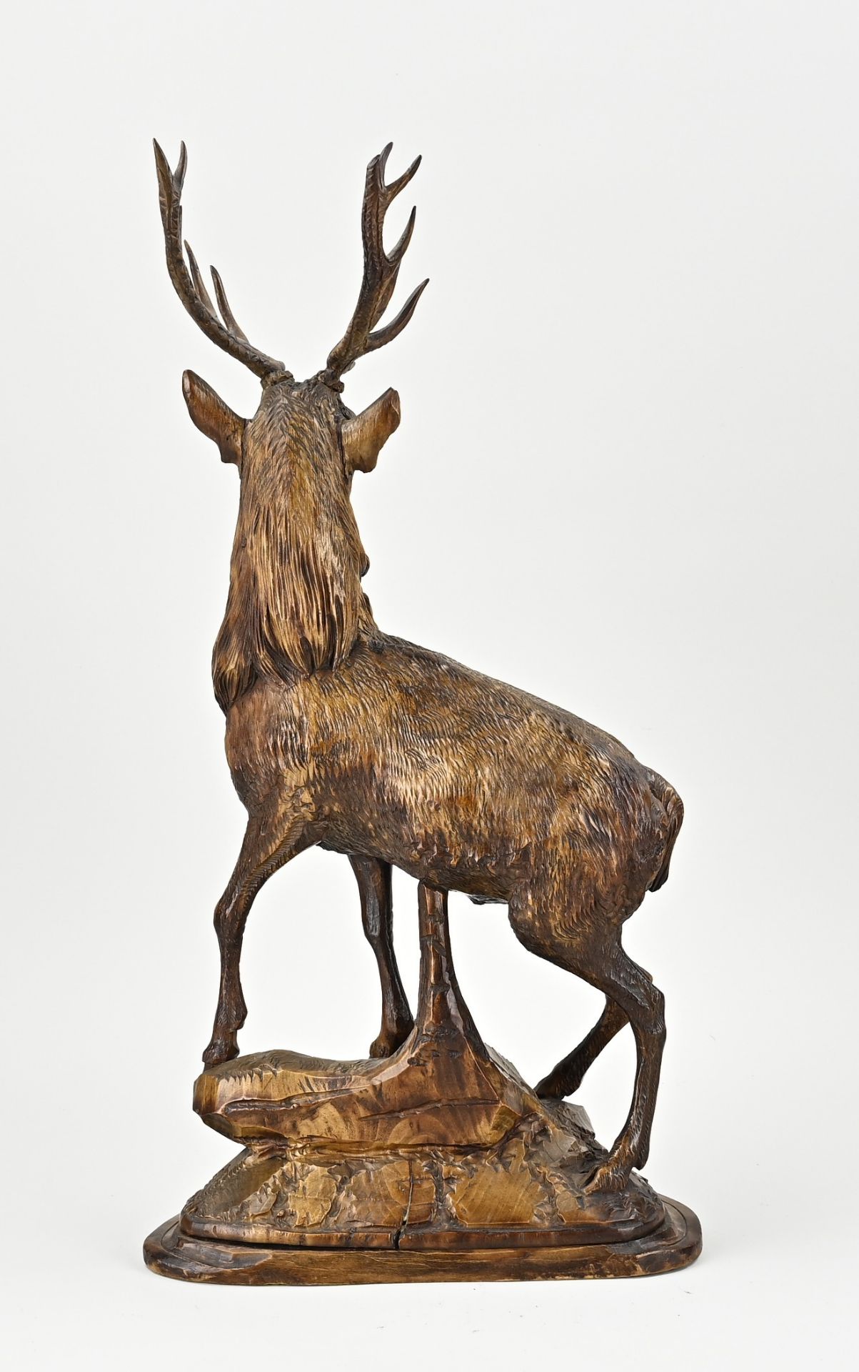 Antique carved Schwarzwalder red deer - Image 2 of 2