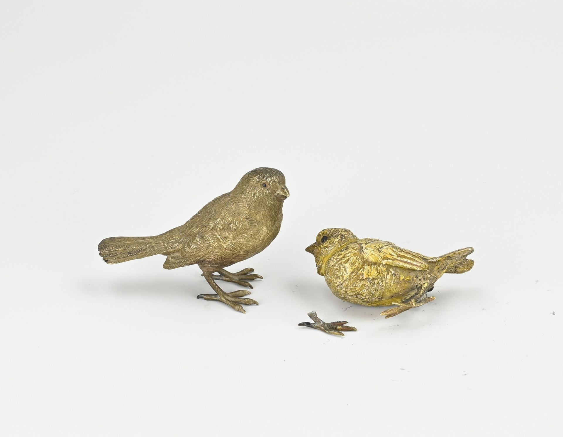 2x Viennese bronze, Birds