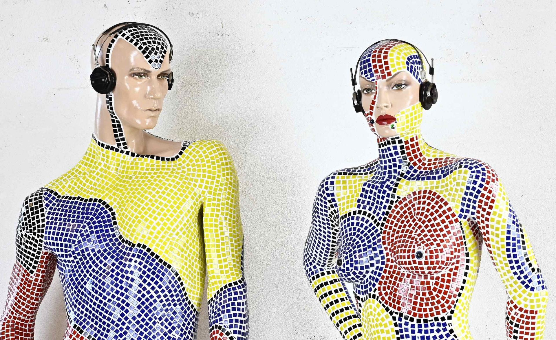 Two rare pop art dolls, H 182 - 190 cm. - Image 2 of 3