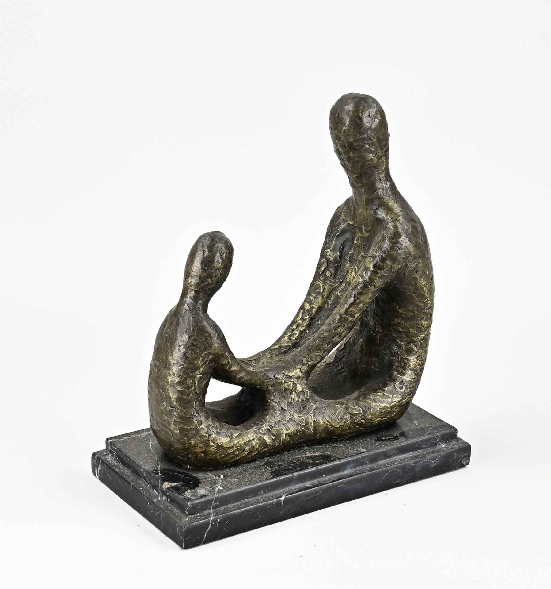 Bronze figure, Mother with child