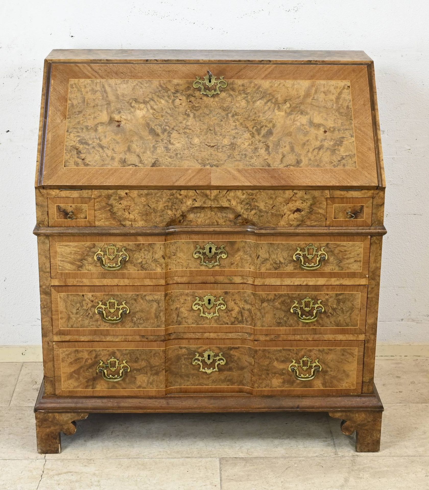 Burr nut secretaire, 1900 - Image 2 of 2