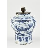 18th Century Delft pot as a lamp base, H 28 cm.