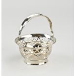 Silver tangle basket