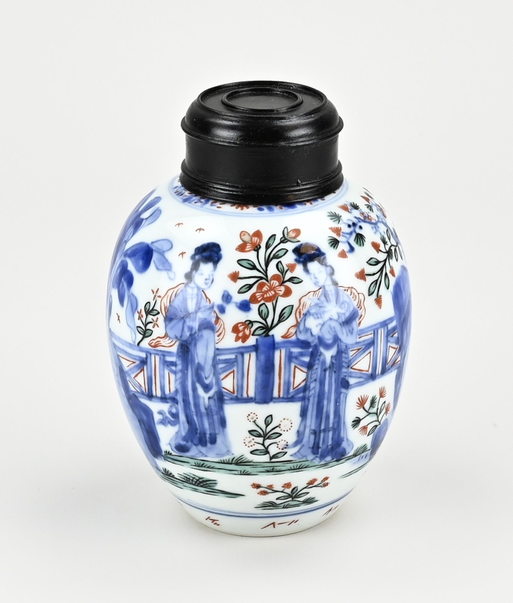 Chinese tea caddy, H 19 cm.