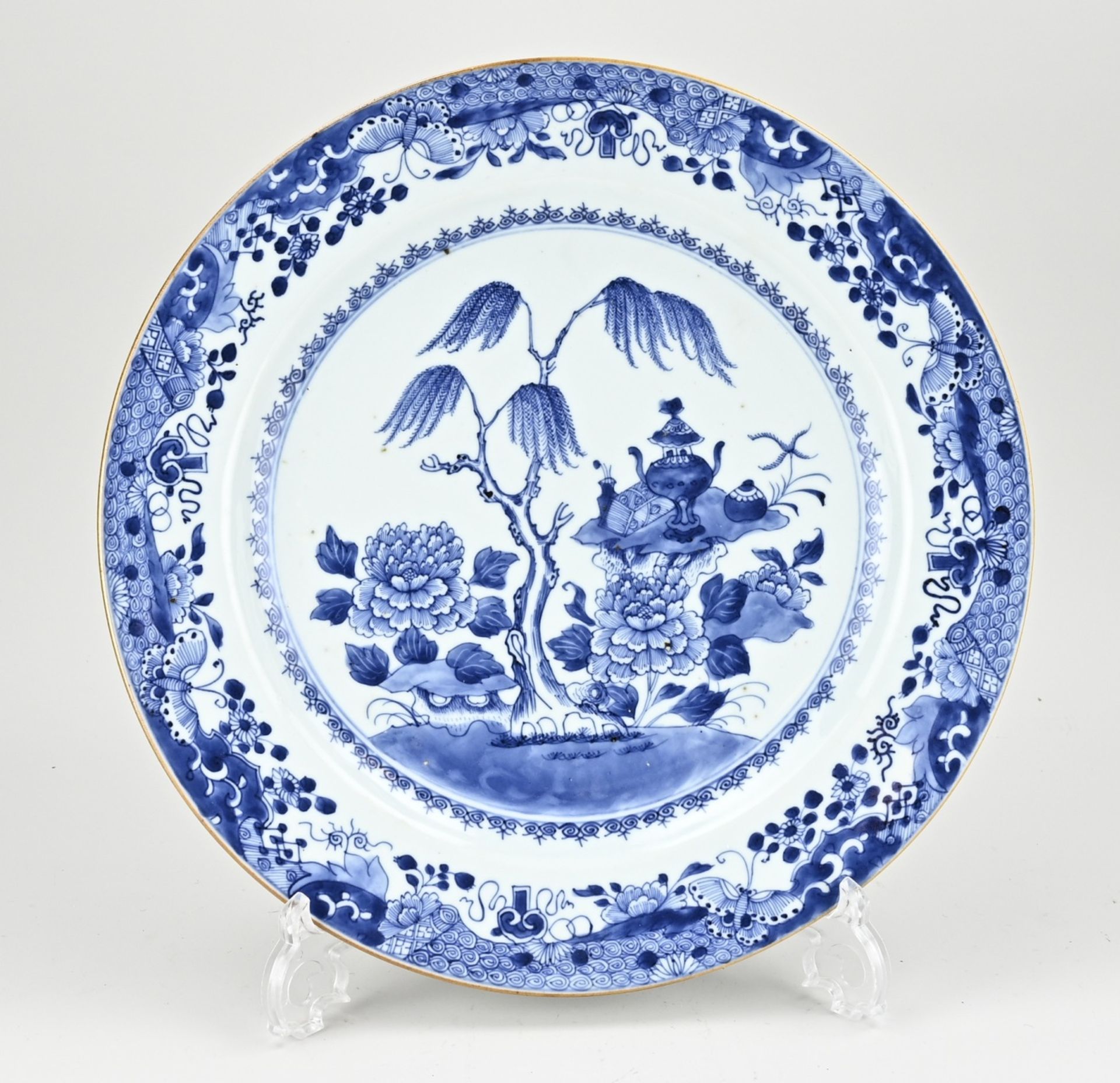 Chinese queng lung dish Ø 34.3 cm.