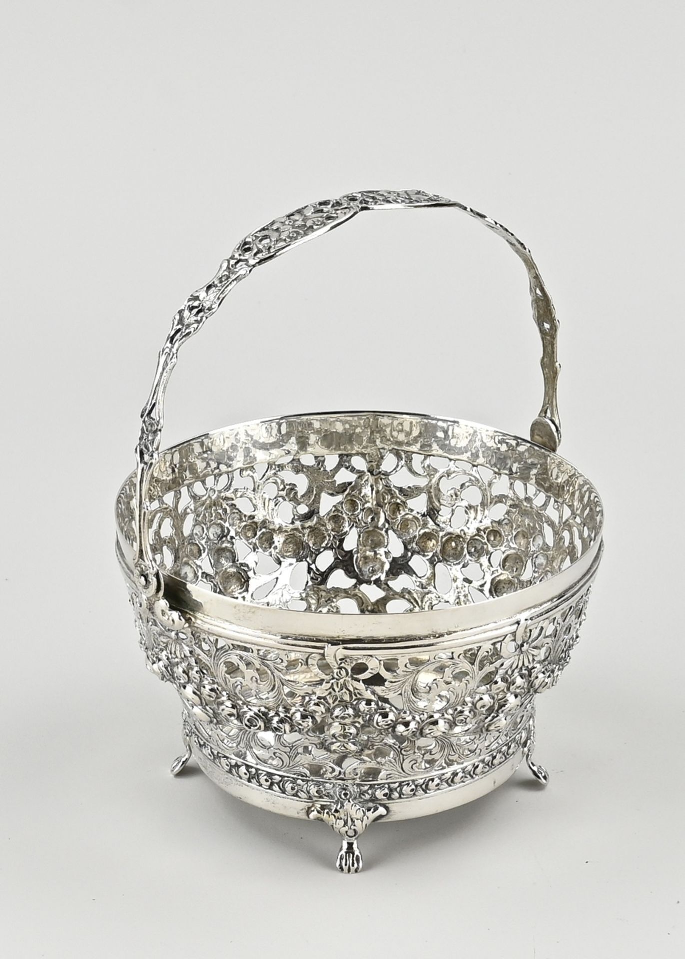 Silver handle basket