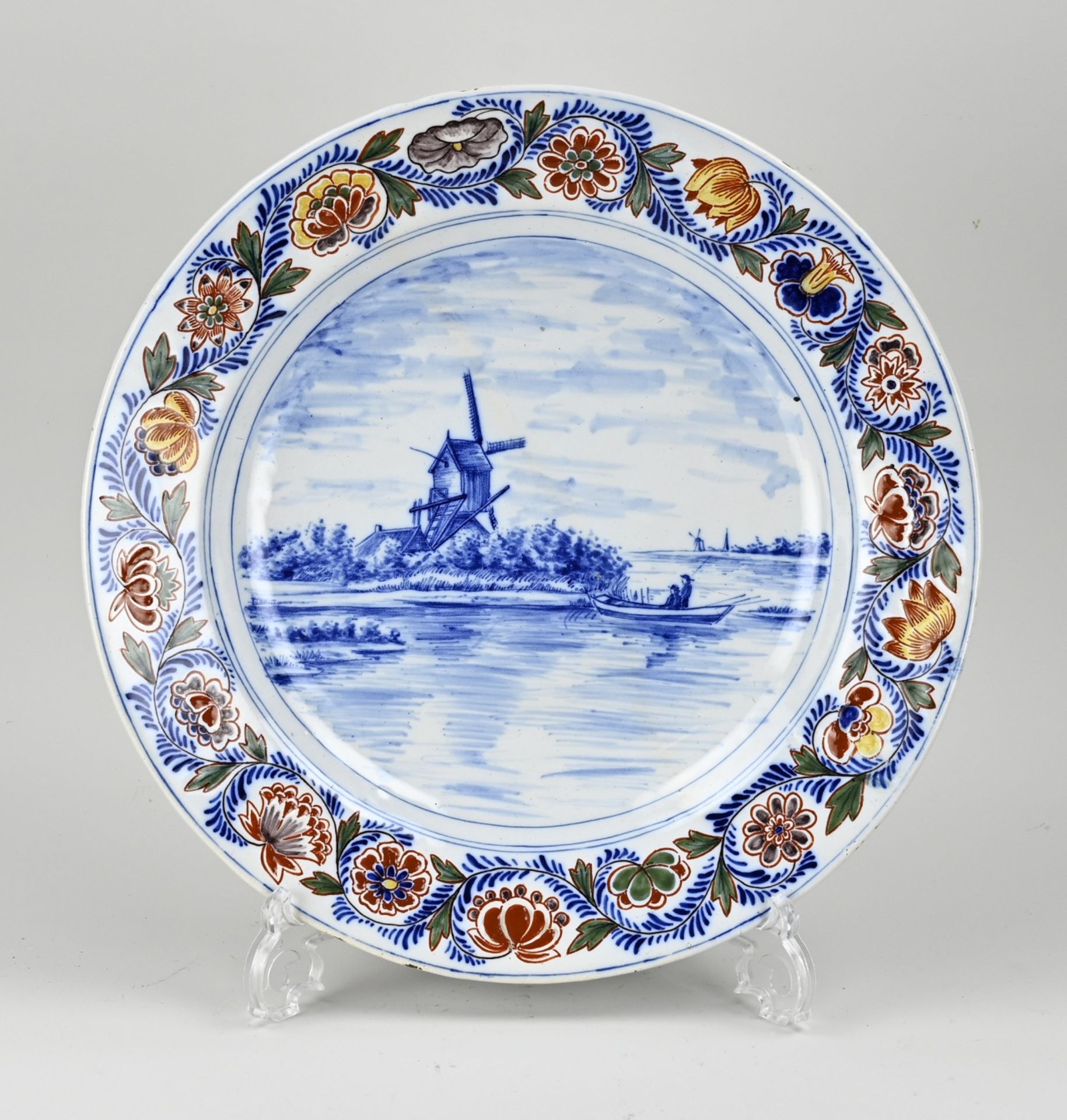 18th century Delft dish Ø 35 cm.