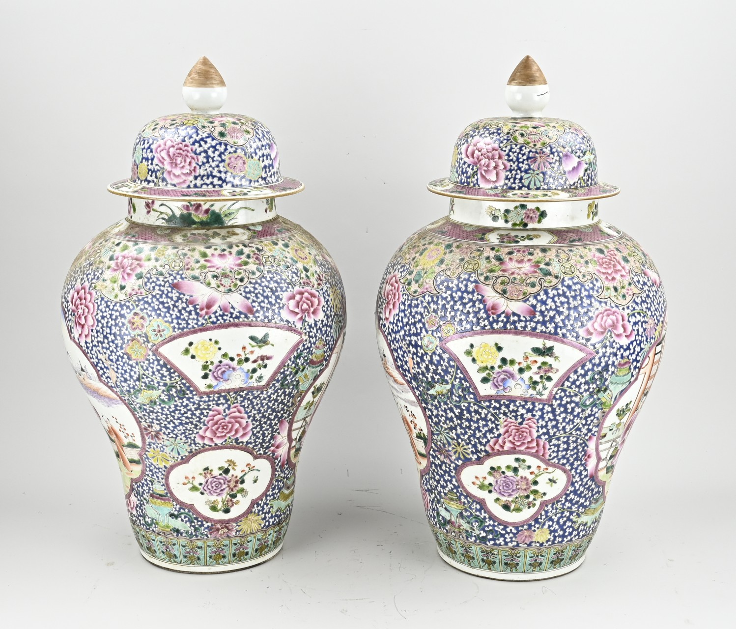 Two Chinese lidded vases, H 59.5 cm. - Image 2 of 3