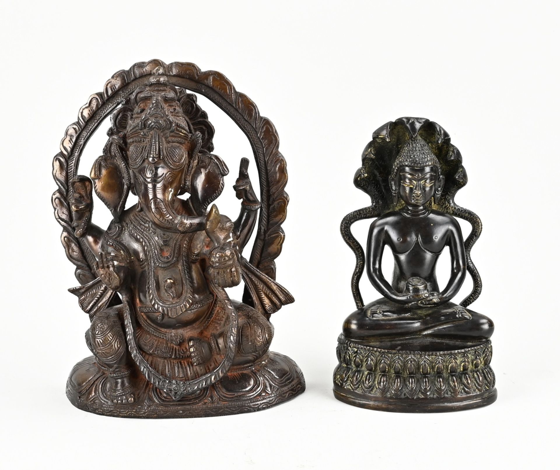 2x Bronze Buddha figures, H 19 - 25 cm.